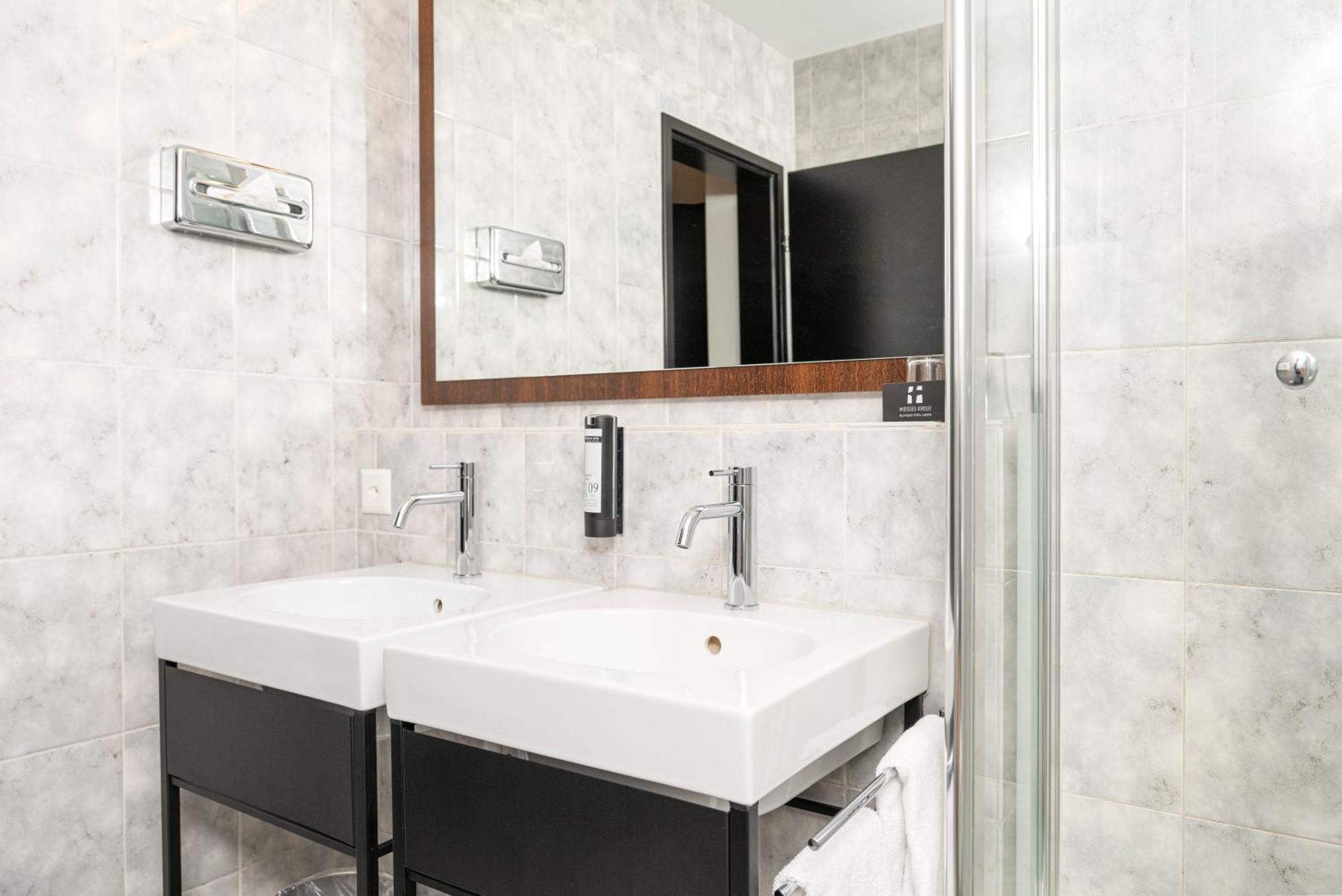 Boutique Hotel Weisses Kreuz - Adult Only Hotel Lucerna Esterno foto