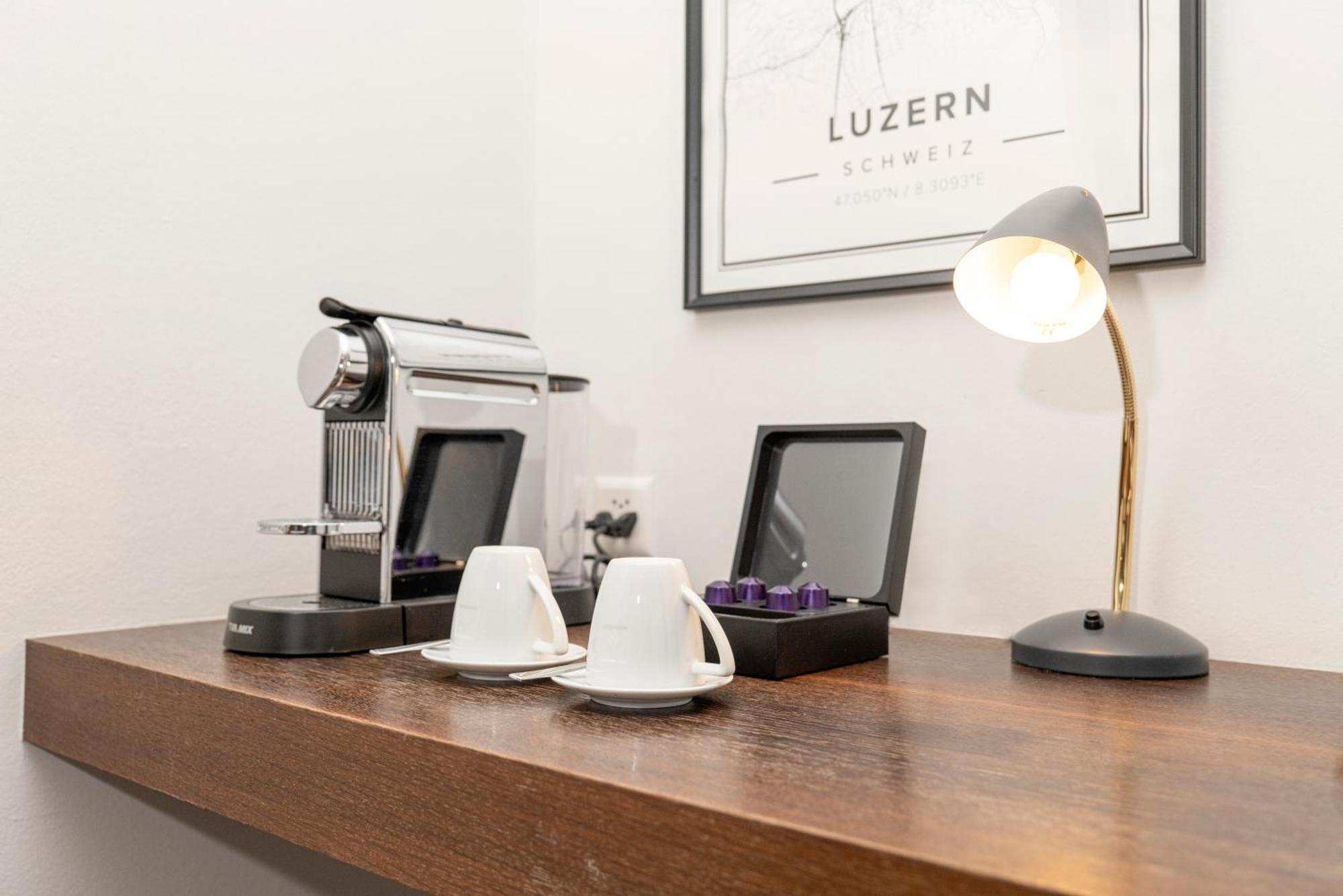 Boutique Hotel Weisses Kreuz - Adult Only Hotel Lucerna Esterno foto